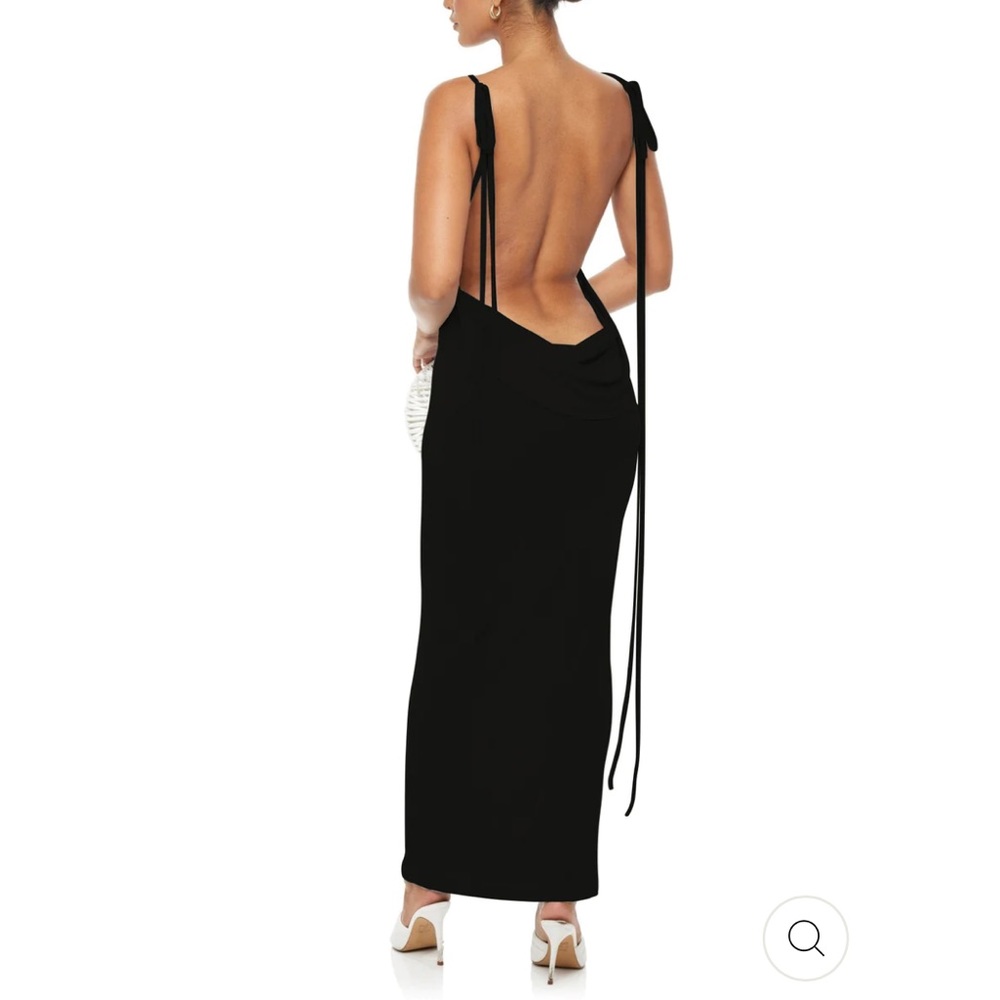 Backless maxi dress - Picture 2 of 5